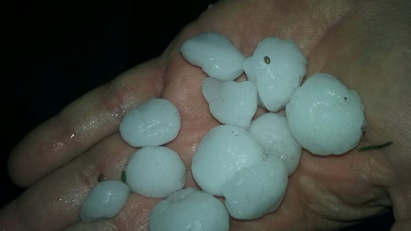 Queda de granizo foi registrada em pontos isolados do Estado