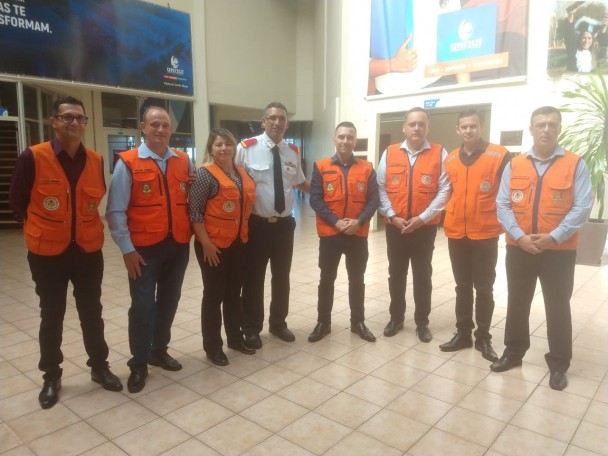 Sete pessoas da Defesa Civil RS presente no evento. 