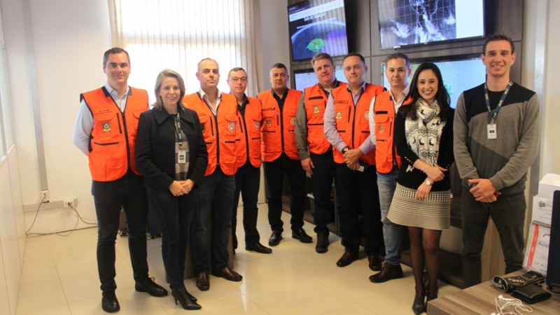 A equipe da Sala de Situação é formada por profissionais das áreas de Meteorologia, Hidrologia e Geografia.