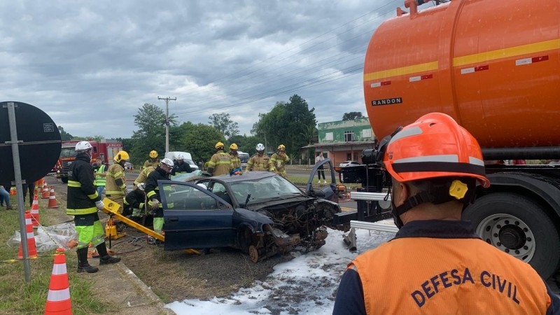 Defesa Civil do Estado participa do 3º Simulado Operacional de Acidentes de Trânsito na RSC-287, promovido pela Concessionária Rota de Santa Maria.